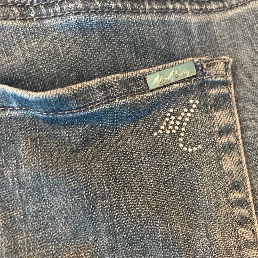Melissa McCarthy stretchy denim capris